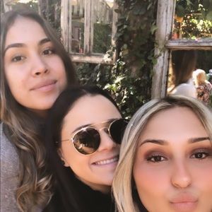 Meet your Posher, Sofia